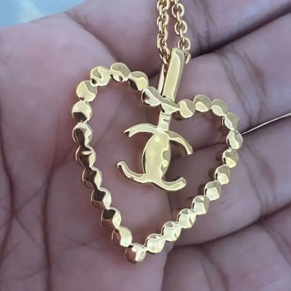 CHANEL• DUBAI BLING FAME• BNIB GHW Crystal Necklace‎